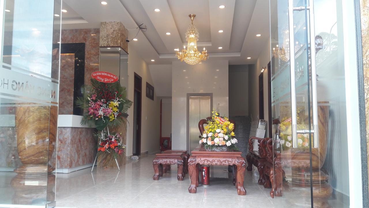 Nang Vang Hotel Da Lat Buitenkant foto
