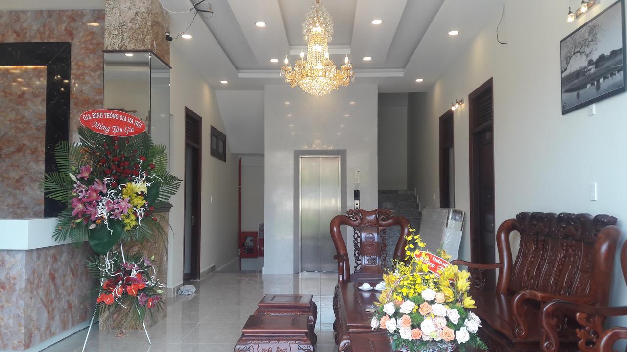 Nang Vang Hotel Da Lat Buitenkant foto