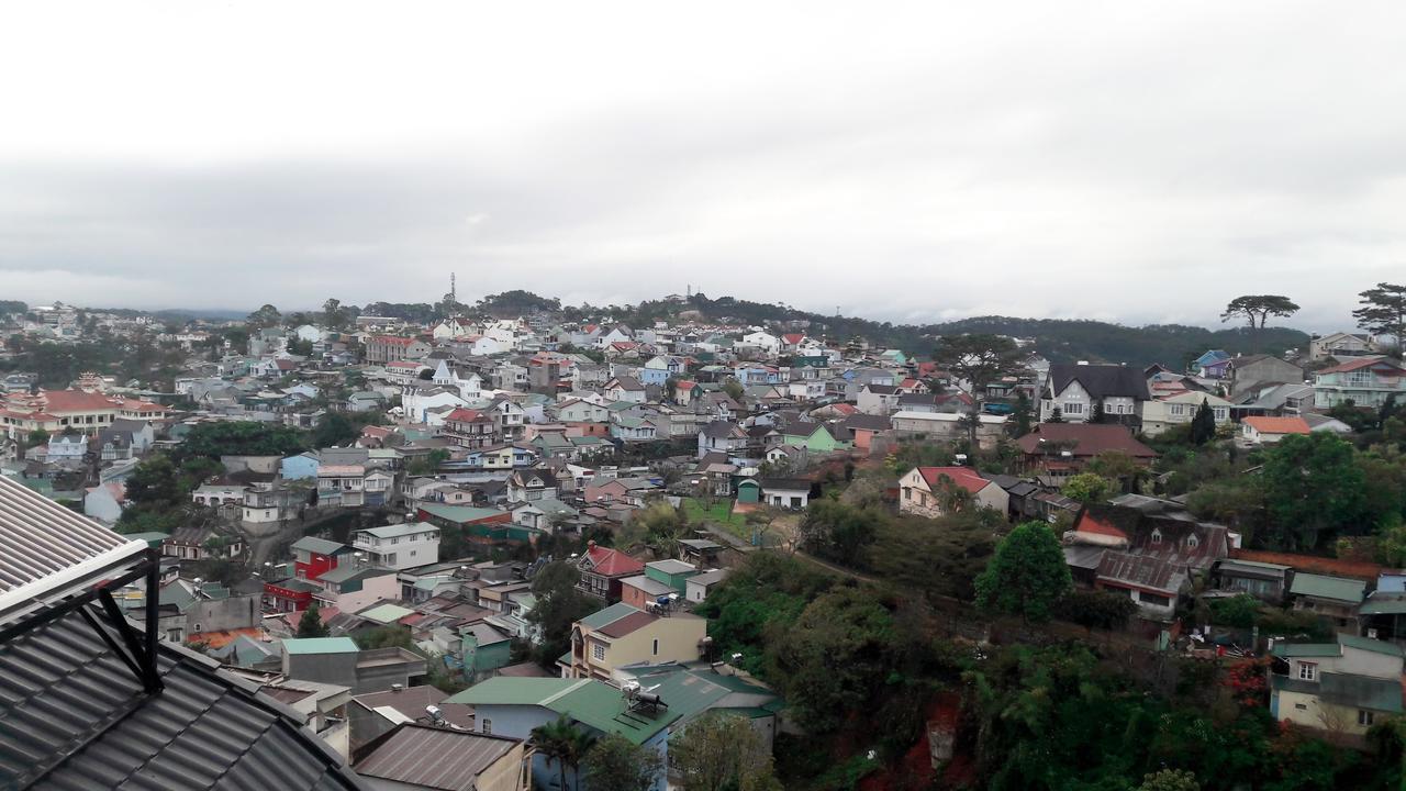 Nang Vang Hotel Da Lat Buitenkant foto