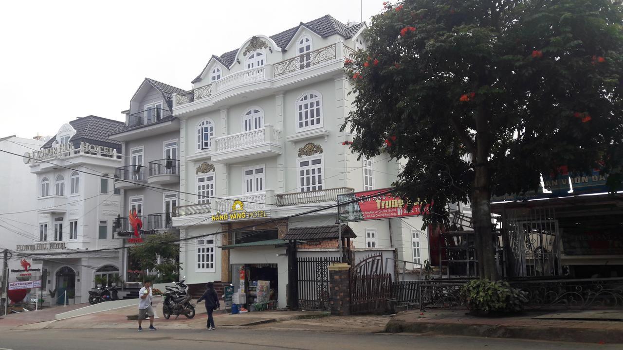 Nang Vang Hotel Da Lat Buitenkant foto